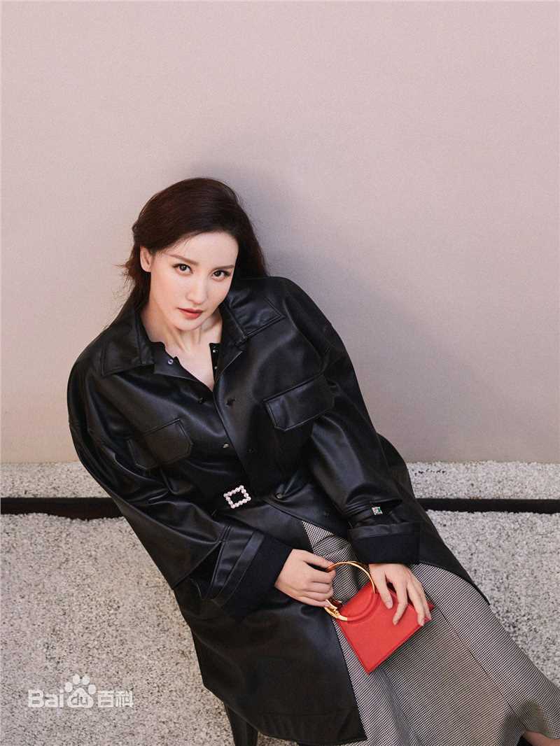 张萌(Alina Zhang)生活照