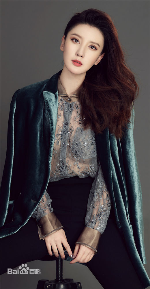 张萌(Alina Zhang)生活照