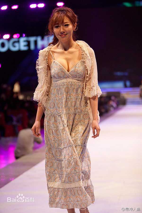 刘冬(jocelin)2011百度年会表演现场前后照片