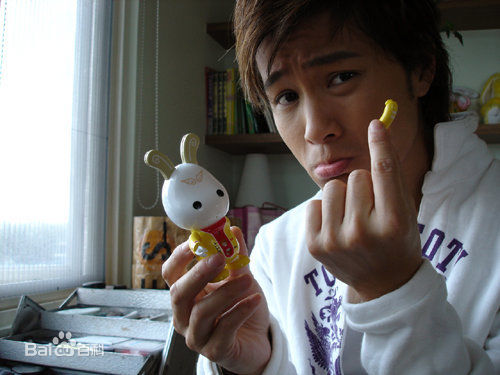 许绍洋(Ambrose)爱情经纪约宣传及活动素颜照壁纸