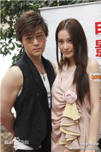 许绍洋(Ambrose)电影车在囧途前后照片