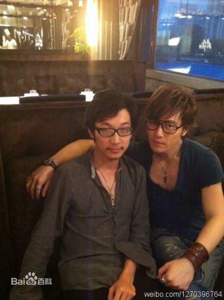 许绍洋(Ambrose)电影车在囧途前后照片