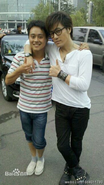 许绍洋(Ambrose)电影车在囧途前后照片