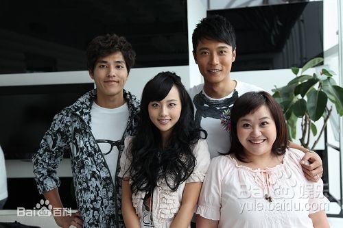 钟欣凌生活照壁纸壁纸