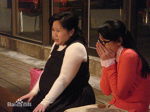 钟欣凌生活照壁纸壁纸