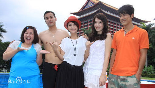 高清钟欣凌在《醉后决定爱上你》花絮中的图集