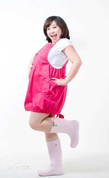 最新钟欣凌性感图片