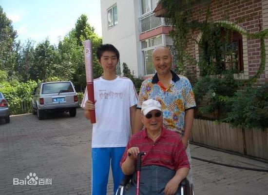 陈佩斯(Peisi Chen)先生前后照片