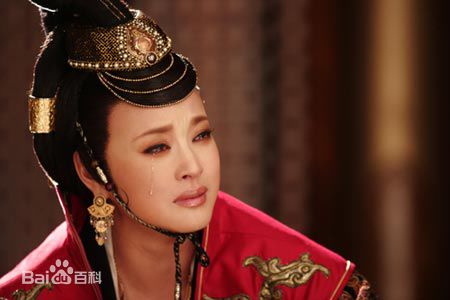 刘晓庆1995年《武则天》剧照