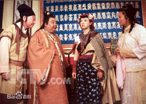 最全曾宝仪(Bowie Tsang)在2004年《名扬花鼓》饰演花鼓中的壁纸