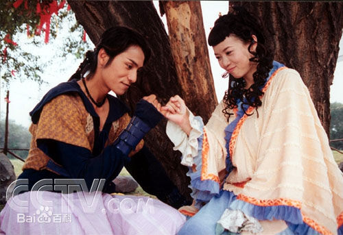 最全曾宝仪(Bowie Tsang)在2004年《名扬花鼓》饰演花鼓中的壁纸