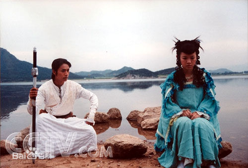 最全曾宝仪(Bowie Tsang)在2004年《名扬花鼓》饰演花鼓中的壁纸