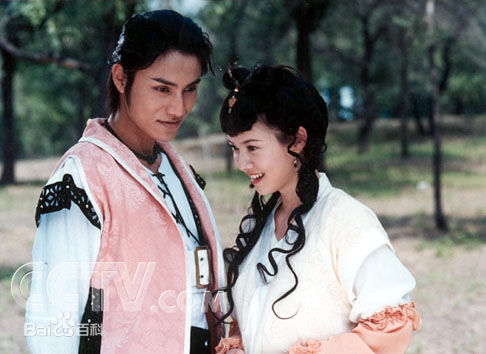 最全曾宝仪(Bowie Tsang)在2004年《名扬花鼓》饰演花鼓中的壁纸