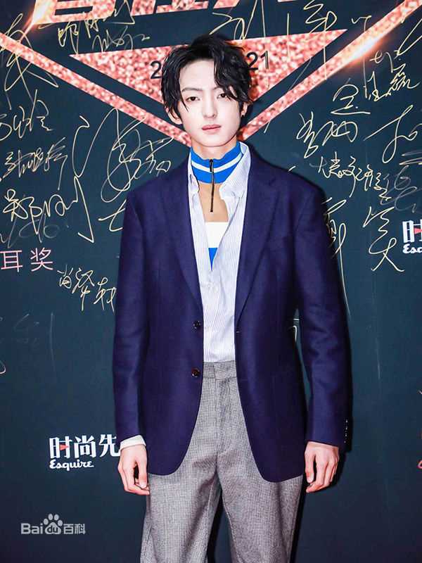 赵天宇牛耳奖颁奖现场生活照