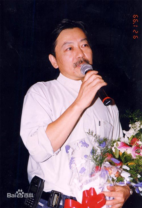 高清吴子牛性感图片