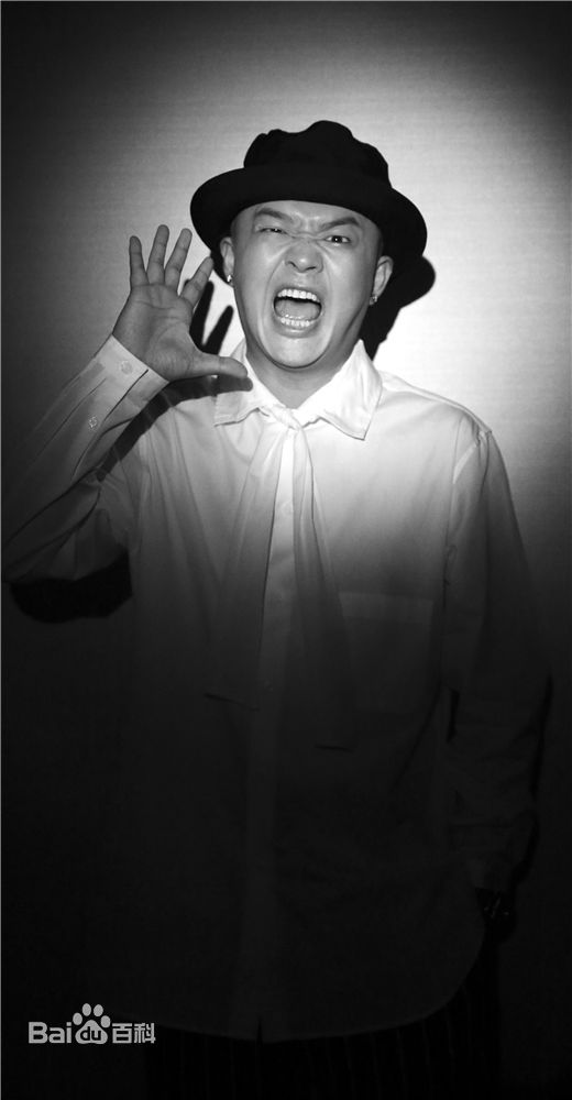 包贝尔前后照片