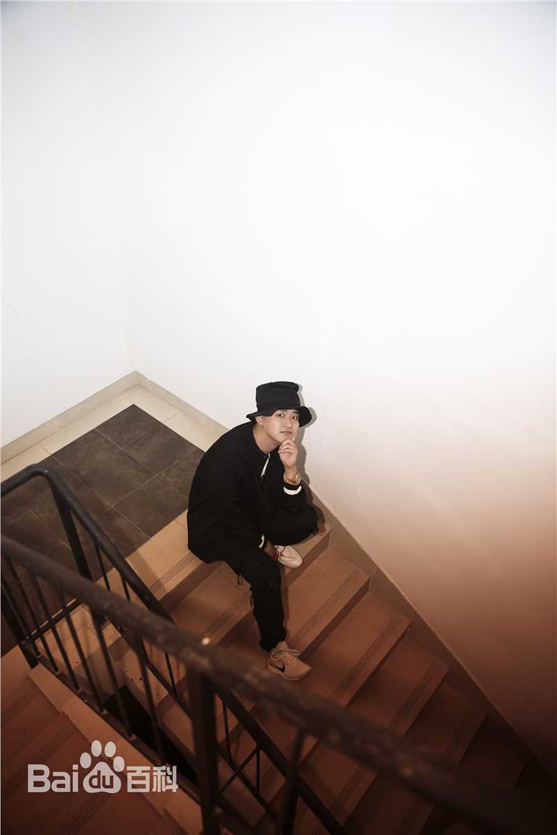 包贝尔前后照片