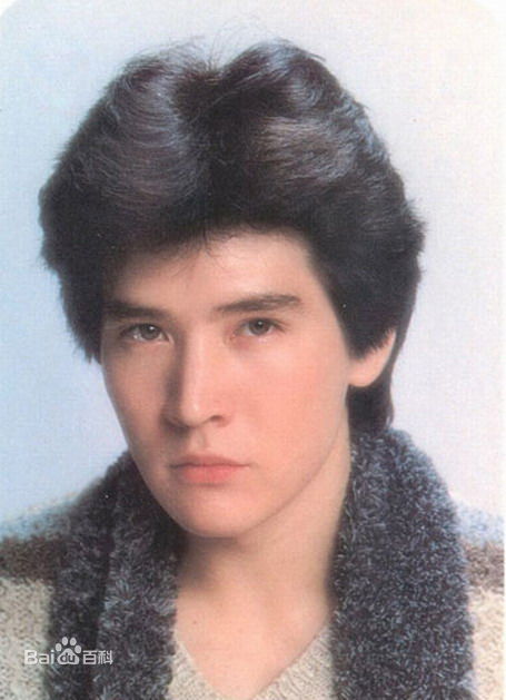 费翔(ChristianRandPhillips)早期青涩照生活照