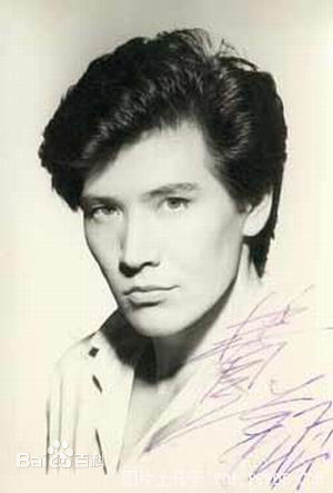 费翔(ChristianRandPhillips)早期青涩照生活照