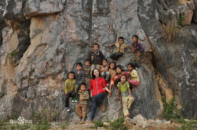 江一燕广西公益支教行前后照片