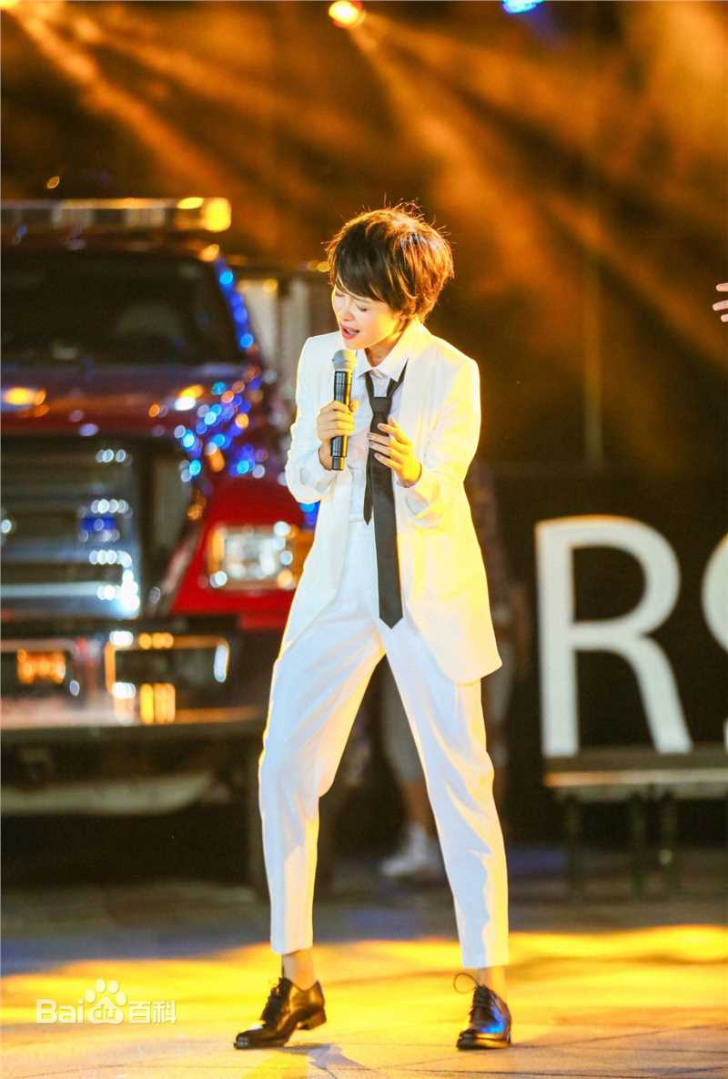 最新江一燕在《我们来了》中的图集