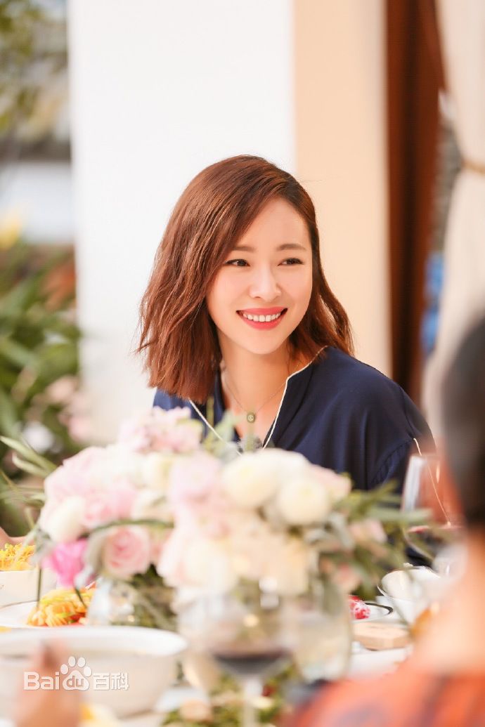 最新江一燕在《我们来了》中的图集