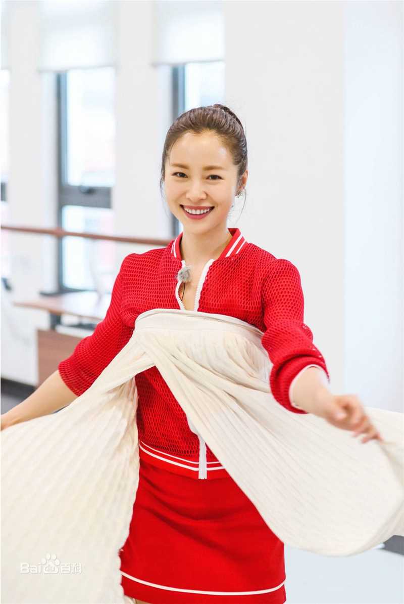 最新江一燕在《我们来了》中的图集