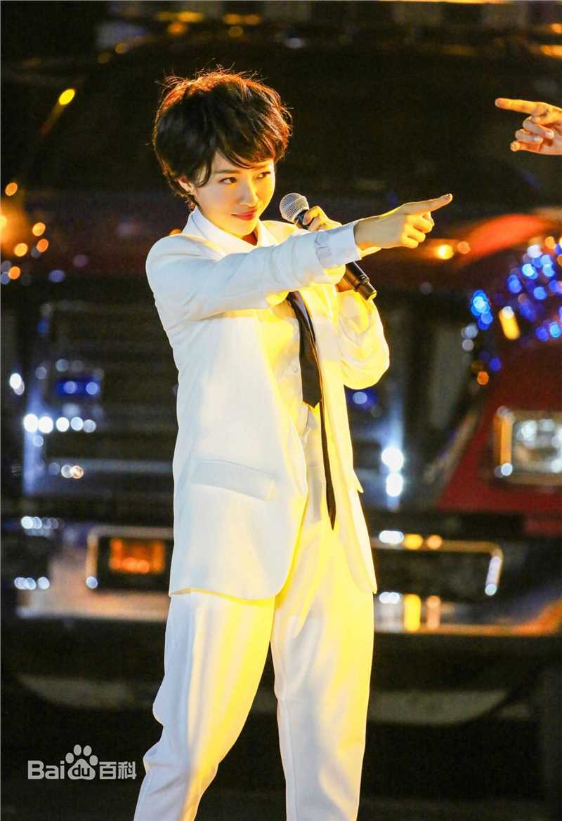 最新江一燕在《我们来了》中的图集