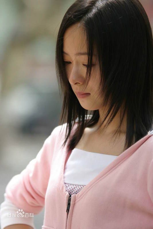 江一燕2005年《我们无处安放的青春》最新剧照