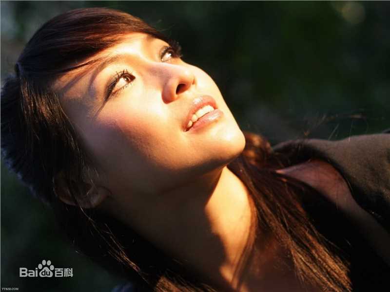 吴天瑜(Debbie Goh)出席活动照前后照片