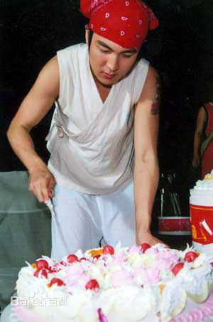 谭俊彦生活照壁纸壁纸