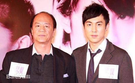 谭俊彦生活照壁纸壁纸