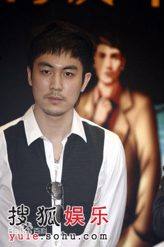 谭俊彦电影前后照片