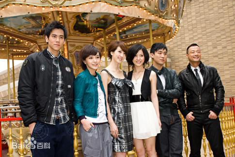 谭俊彦出席活动性感图片图集