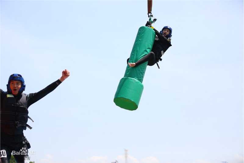 林依晨(Ariel Lin)非凡搭档素颜照相册