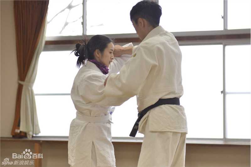 林依晨(Ariel Lin)非凡搭档素颜照相册