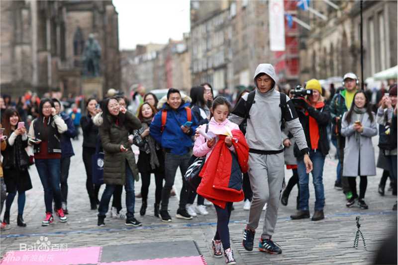 林依晨(Ariel Lin)非凡搭档素颜照相册