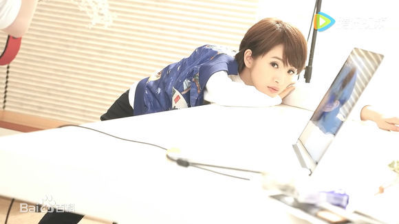 最新林依晨(Ariel Lin)在《小资风尚》中的图集