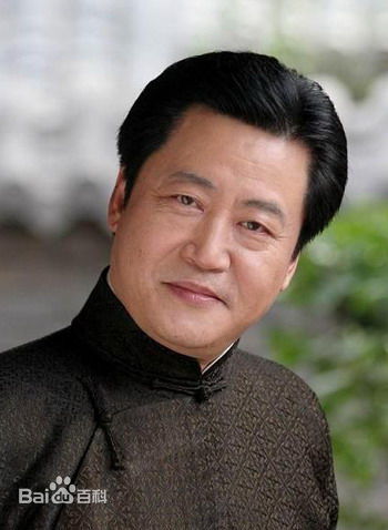 最新赵宝刚性感图片