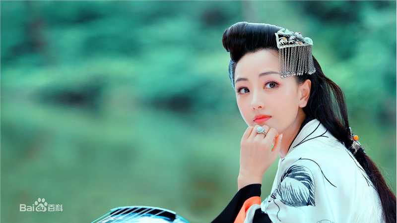 杨蓉(Yang Rong)云中歌饰霍成君前后照片