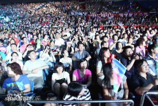 那英“那20年”世界巡回演唱会天津站壁纸壁纸