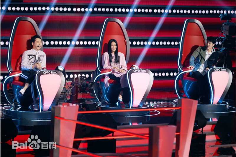 高清那英在《中国好声音2019》中的图册