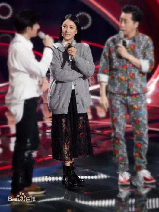 高清那英在《中国好声音2019》中的图册