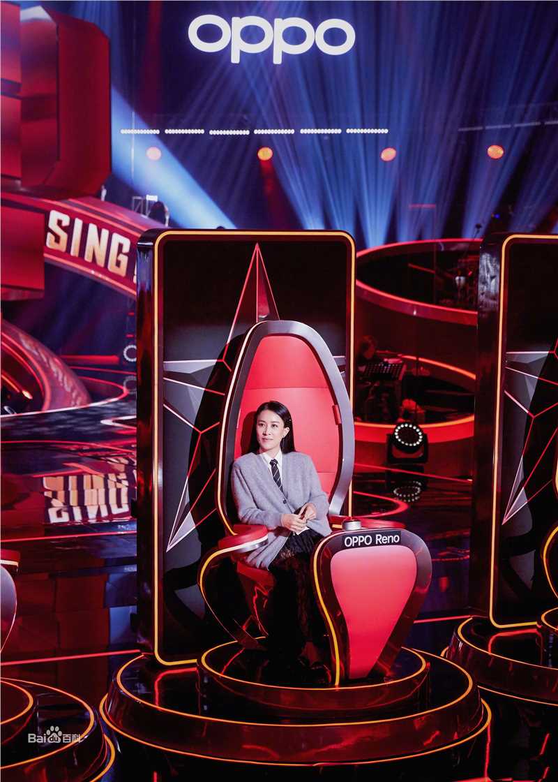 高清那英在《中国好声音2019》中的图册