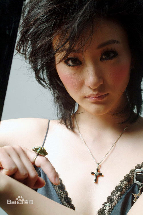 朱俐颖生活艺术照一图册