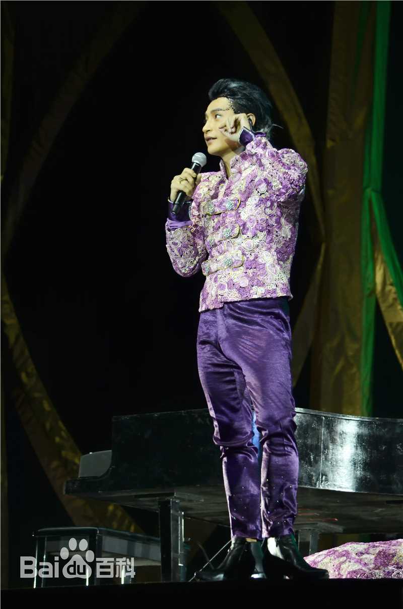 陈志朋(Julian Chen (Banny Chen ))志爱演唱会组图性感图片图集