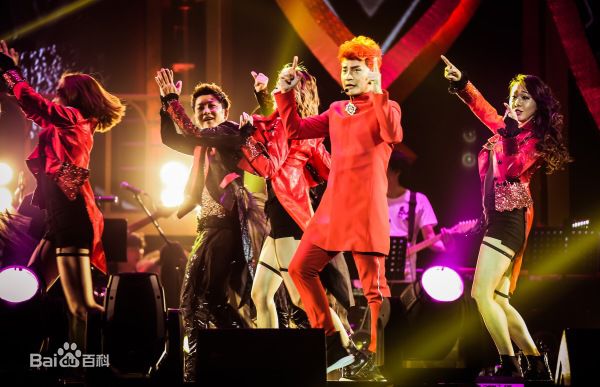 陈志朋(Julian Chen (Banny Chen ))志爱演唱会组图性感图片图集