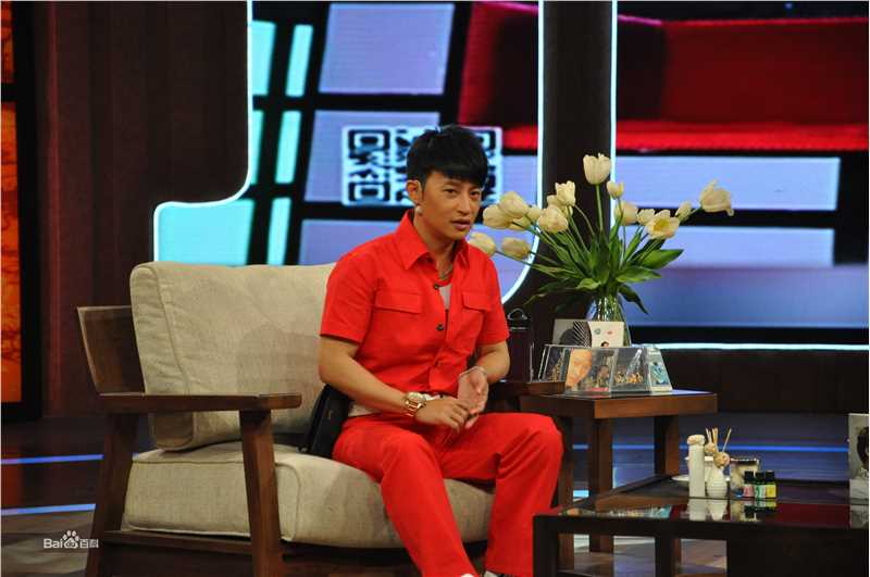 最新陈志朋(Julian Chen (Banny Chen ))在《非常静距离》节目录制中的壁纸