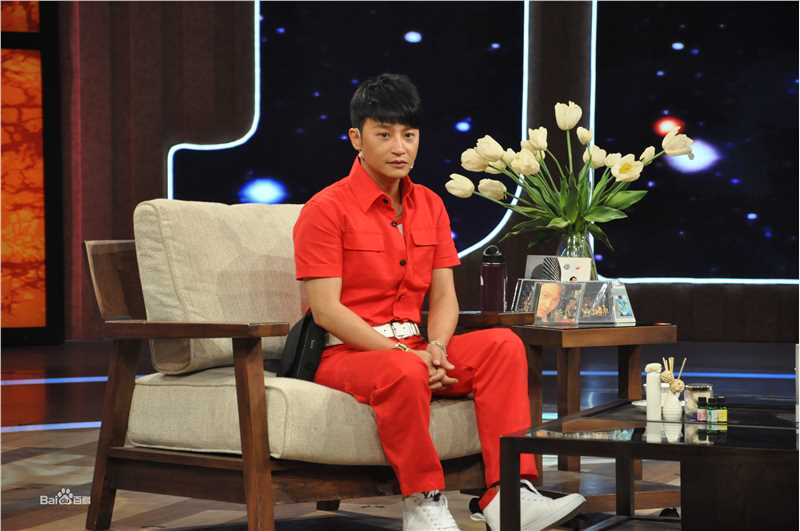 最新陈志朋(Julian Chen (Banny Chen ))在《非常静距离》节目录制中的壁纸