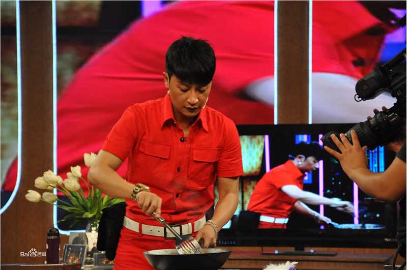 最新陈志朋(Julian Chen (Banny Chen ))在《非常静距离》节目录制中的壁纸